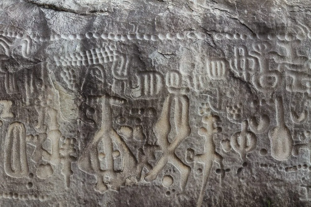 نقوش حجر البرازيل الغامضة -2 yaso elay